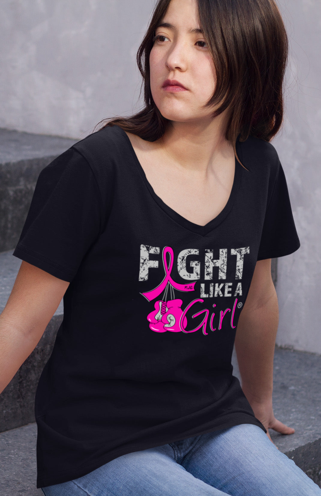 Fight Like a Girl Knockout Women's V-Neck T-Shirt - Black w/ Pink